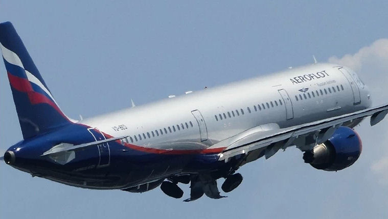 Aeroplano Aeroflot RU 280222