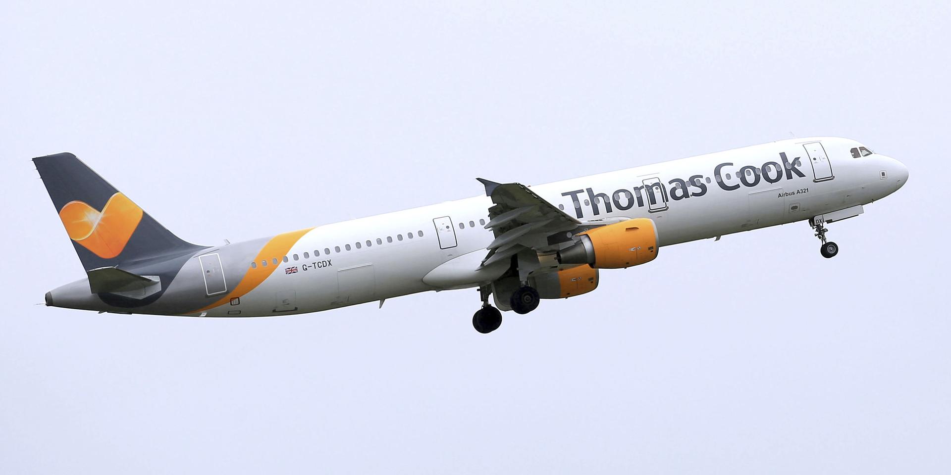 Aeroplano Thomas Cook 220919