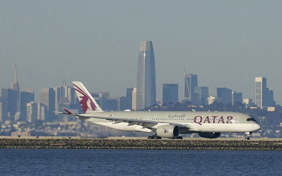 Aeroplano Qatar Air 230922