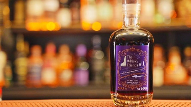 Poto Ouiski Whisky Friends Taygetos 181025