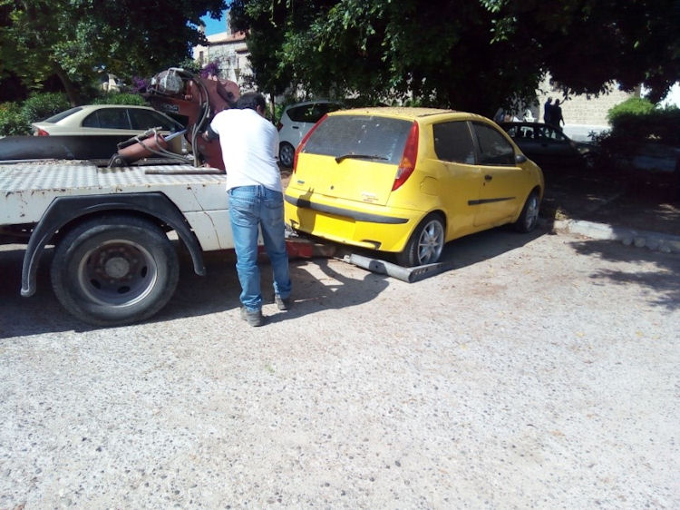 Auto Egkatalelimena 050618d