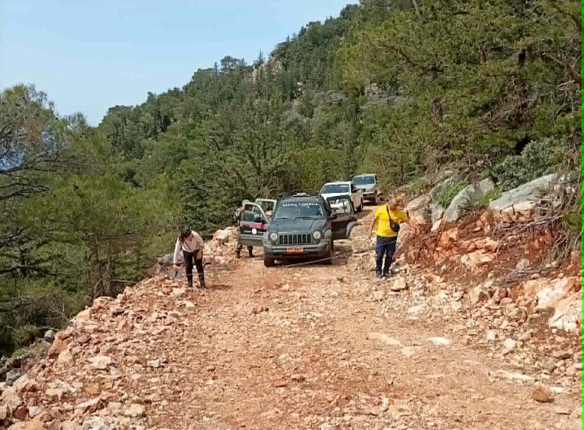 Akramitis Paranomi Dianiksi Dromou 130526a