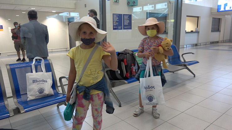 Touristes Aerodromio Covid19 010720